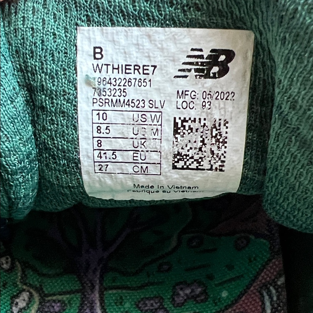 Limited Edition New Balance Parks Project Forest Green Hiking Sneakers. - Picture 8 of 8